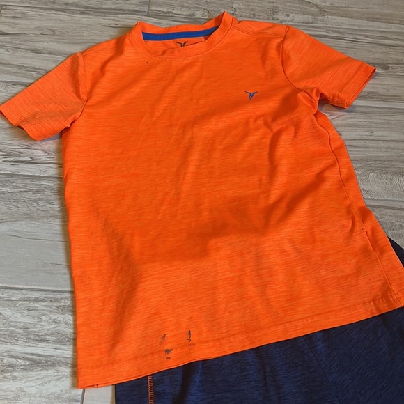 • Old Navy activewear go-dry matching set, 6/7 • - Picture 2 of 11